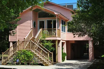 Next-to-Sea: 5 Br / 2. 5 Ba maison à Pawleys Island, pour 12 personnes