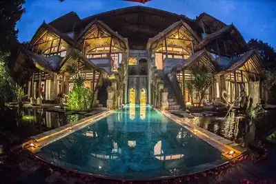 Image de Villa privée de 3 chambres - conception unique du château