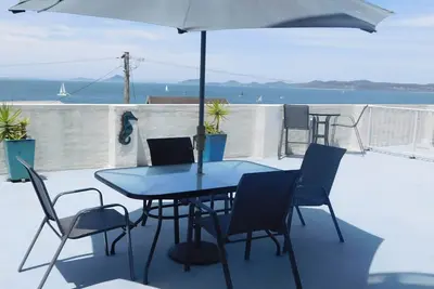 Image de 5 'The Point' 5-7 Mitchell Street - grand balcon et superbes vues sur l'eau