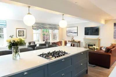 Image de Superbe maison (5 personnes) au coeur de St. Andrews avec parking privé