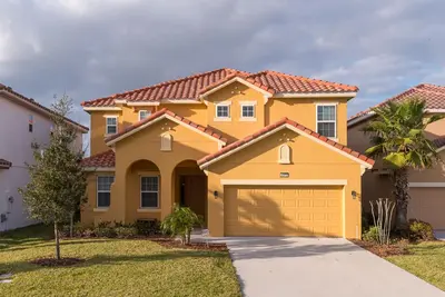 Image de Solterra 6 Bed / 5Bath / Private Pool / Gated Community / Lazy River /