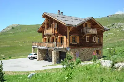 Image de Accès Direct aux Pistes! Grand Chalet 15p Avec Sauna Privé