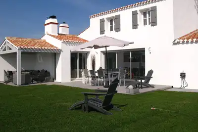 Image de Ile De Noirmoutier, Villa Tout Confort, Proche De La Plage Et Commerces
