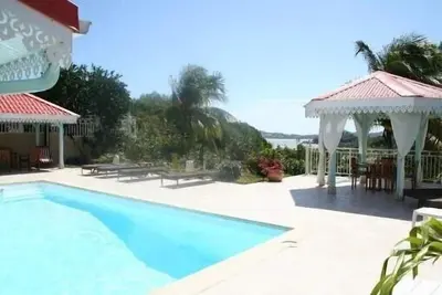 Image de Superbe Villa de Propriétaire au robert 240m2