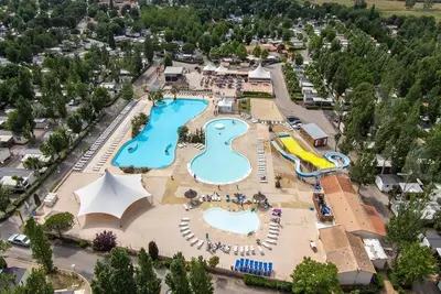 Image de Mobil home 6/8 personnes Camping \"La Carabasse\" 4 étoiles