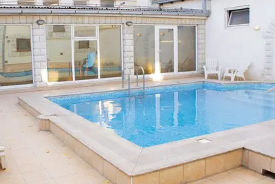 Image de Loft confortable Novi Sad, propre piscine, sauna, auto-enregistrement