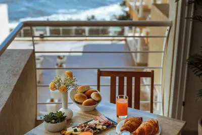 Image de Appartement moderne avec vue sur la mer