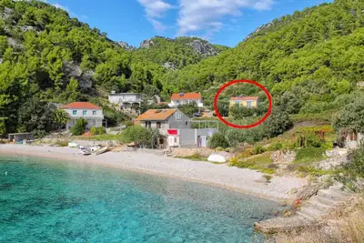 Image de Appartement de deux chambres prés de la plage Baie Skozanje, Hvar (A-14899-a)