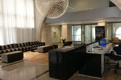 Image de Nouveau bâtiment de sécurité exclusif 24h / 24 avec ascenseur Shabbat et grande salle de sport