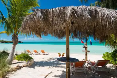 Image de Populaire plage maison - Piscine, 2 planches de stand-up paddle, 2 kayaks & More