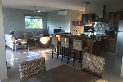 Image de Condo moderne au Mexique dans la communauté fermée de Sirenis Resort.