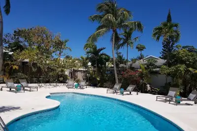 Image de Villa parfaite pour une escapade sur une île! 2 chambres 2 salles de bain, 6 couchages - haute qualité!