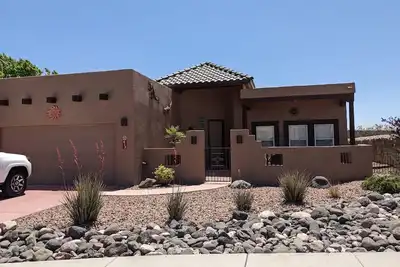 Image de Sentiers en espace ouvert pour la randonnée, etc.