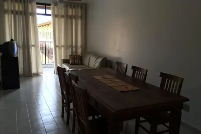 Image de 2Dorms, Être 1 Suite, Belle chambre (2 chambres) cuisine, balcon et connexion Wi-Fi