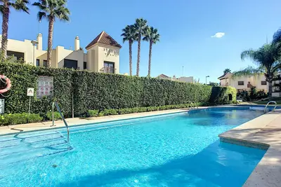 Image de Townhouse, free wifi, south facing patio, pool
