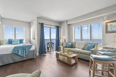 Image de Studio angle au bord de la mer ~ Palais 1503