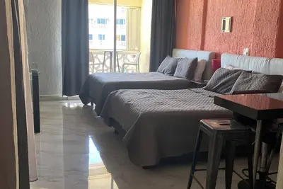Studio Vue Mer Avec Balcon Francais