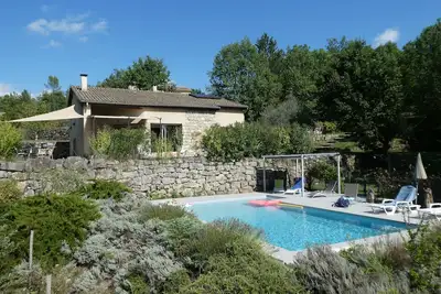 Image de Villa tout confort avec piscine privée à St Genest de beauzon sud ardeche