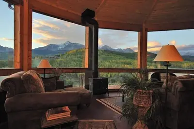 Image de Alpenglow Ranch, Telluride: 2 Br / Vues panoramiques / 12 acres / étang