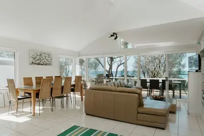 Image de Mana Magic - Accès à la plage à votre porte!