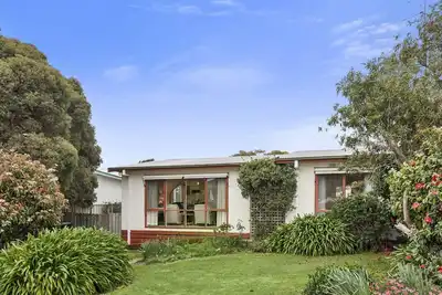 Image de Basse - Emplacement Central Et Proche De La Plage