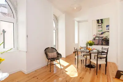 Image de Résidence d'arthistorien ★ central & ensoleillé