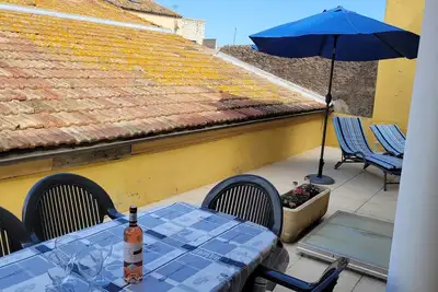 Image de Spacieux appartement au 1er étage dans une maison de ville centrale avec grande terrasse privée