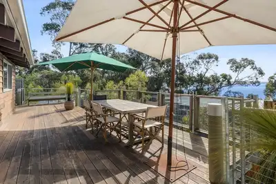 Image de Albert - Animaux, feu de bois confortable, immense terrasse et vue imprenable