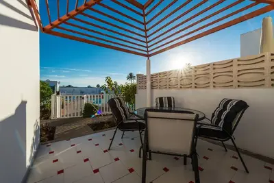 Exclusive. Precioso rénové bungalow avec parking et progr. nutrition