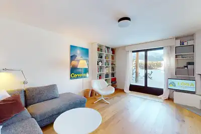 Image de Appartement 3 pièces au rez-de-chaussée, entrée avec vestiaire, séjour et coin repas
