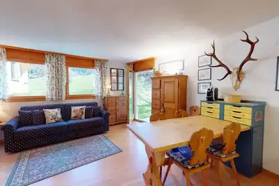 Appartement de 2 pièces au rez de chaussée, ca.