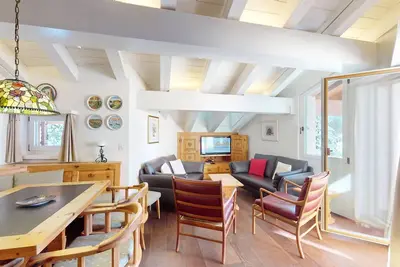 Image de Appartement de 4 pièces au calme dans le grenier.