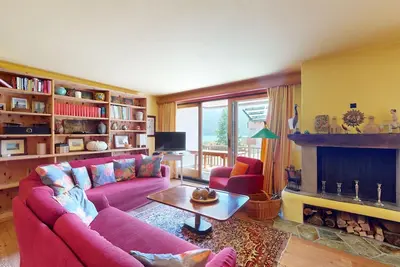 Image de Appartement ensoleillé orienté au sud avec 4½ chambres au premier étage, environ