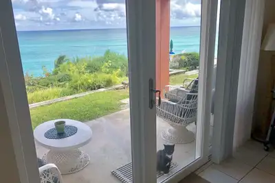 Image de Plage privée et piscine - Falaises de Marley - Studio - À mi-chemin du paradis -