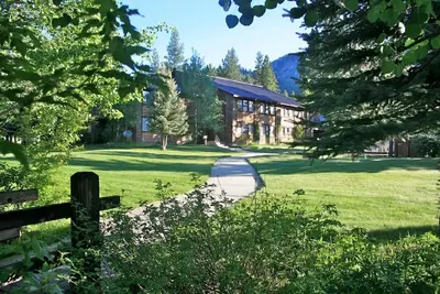 Image de The Ultimate Lodge pour les retraites, réunions de famille ou Destination Weddings