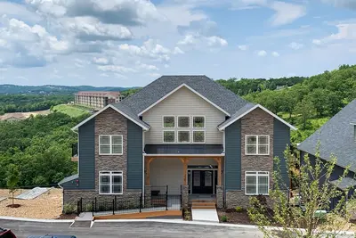 Image de 33% De Remise Introductive APRÈS Le 6 Juillet, 10 chambres, 46 couchages, piscine / spa privés