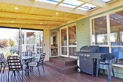 Image de Archies Beachside Abode - Pet Friendly (EXTÉRIEUR Uniquement)