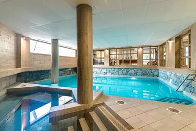 Image de Appartement moderne avec accès navette gratuit pour la gare