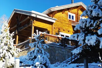 Image de Chalet Kasalours : chalet traditionnel en bois, Ă Font Romeu, 4*