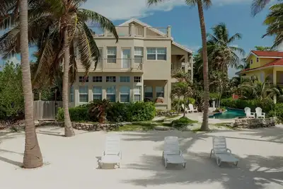 Image de Condo au bord de l'océan avec terrasse privée sur le toit