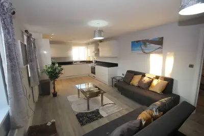 Image de Holden Court