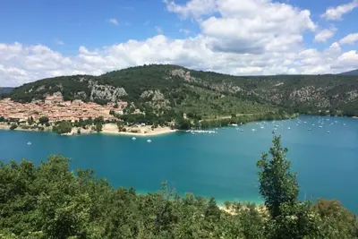 Image de Grand Studio Très Confortable avec Jardin au coeur d'un Village en Provence