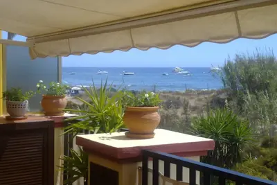 Image de Appartement de luxe en bord de mer avec grande terrasse