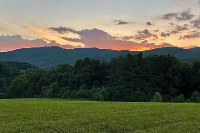 Image de Maison de Campagne Accueil Niché dans les belles montagnes de l'Upper East Tennessee