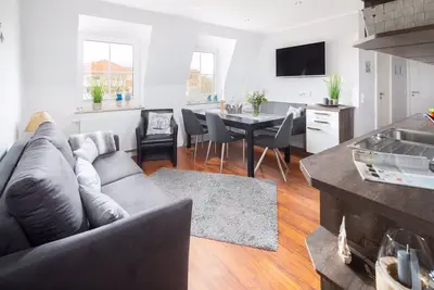 Image de Appartement luxueux dans un emplacement central et proche de la plage