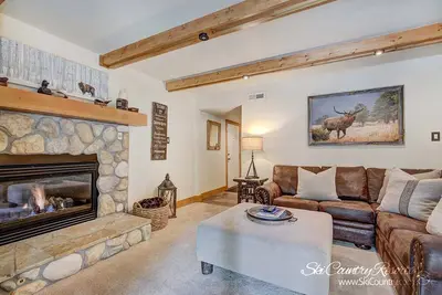 Image de 7ème nuit gratuite! Nouvelle inscription, localisation et élégance montagnarde, Wi-Fi, foyer au gaz