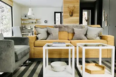 Image de Rare Spahaus 7 Chalet avec spa, foyer à Tremblant