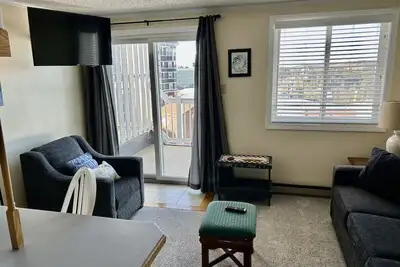 Image de Ml320 1br / 1ba SlopeView Wi-Fi Parking Excellent emplacement!