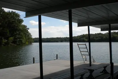 Image de Cozy Appartement 1 Chambre Sur Le Lac Hartwell Avec Quai / Minutes Du Tugaloo St Park