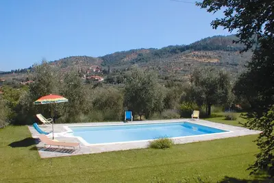 Image de Belle maison de vacances privée pour 6 personnes avec Wifi, piscine privée, Tv et parking